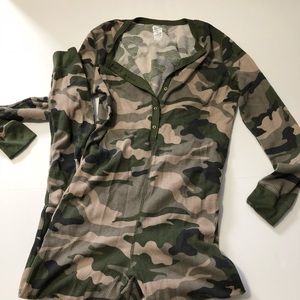 Fruit of the Loom Union Jack suit Camo